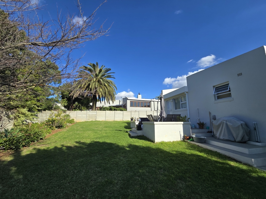 To Let 3 Bedroom Property for Rent in Protea Valley Western Cape